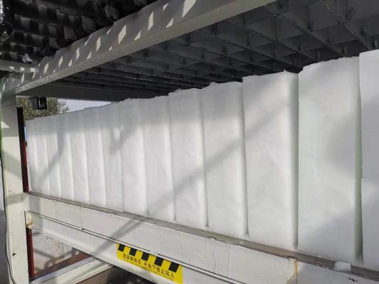 37Kapasitas pendinginan.5KW Mesin es blok pendinginan langsung dengan penguap pelat stainless steel