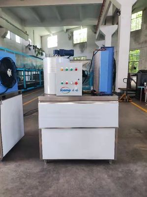 Komersial mesin es es serpihan salju listrik mesin es serpihan air didinginkan industri 30 ton untuk pengiriman perikanan restoran