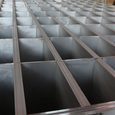 Desain Mesin pembuatan es industri 15 ton Blok pendinginan langsung Es B 320x120x800 mm
