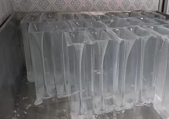 Mesin pembuatan es industri 10T/24H dengan pendinginan langsung dan bahan pendingin R404A/R22